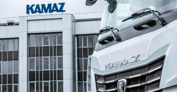 Беспилотные грузовики «Камаз» начнут ездить по дорогам с 2028 года